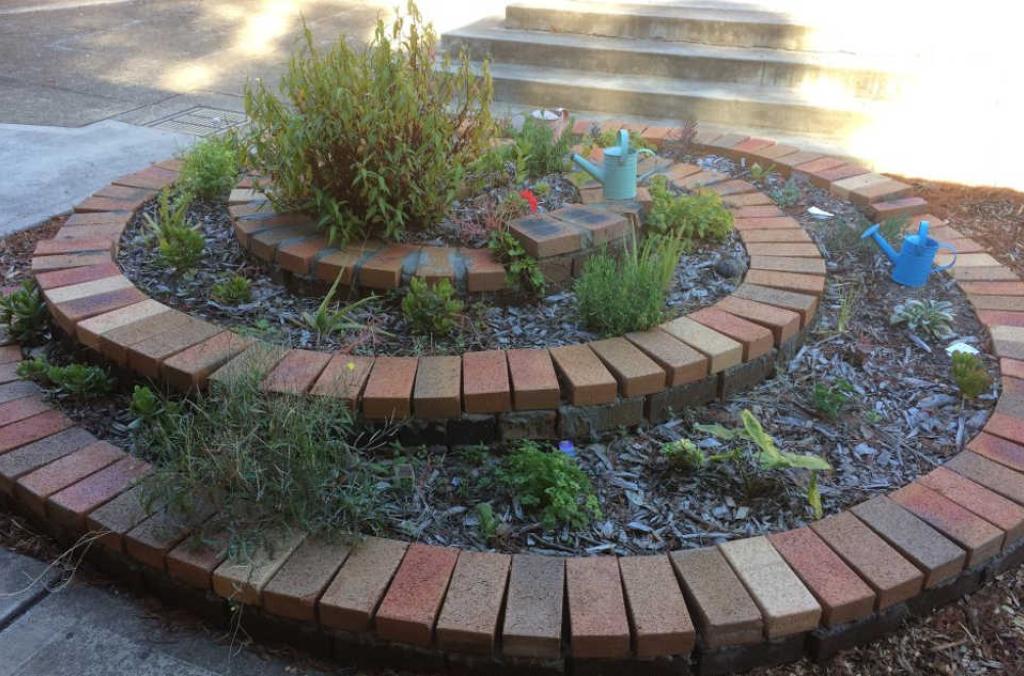 spiral herb garden rbg bricks