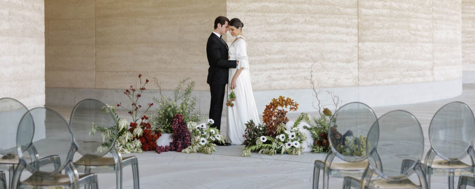 venues-abg-court-venue-couple-hero-1584x633.JPG