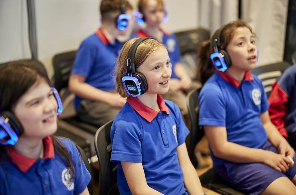 Australian Museum school children