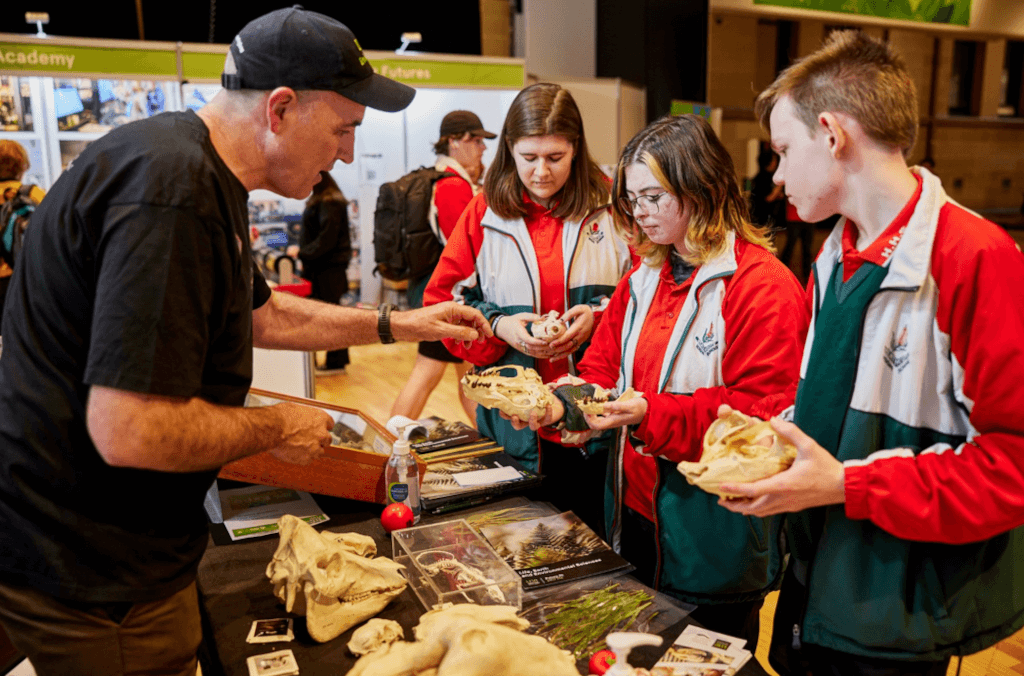 Education-SST-Aus-Museum-1024x676.PNG