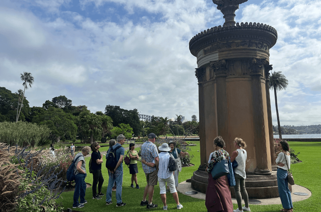 Guided Walk in the Gardens