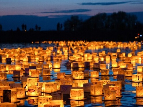 water lanterns on lake