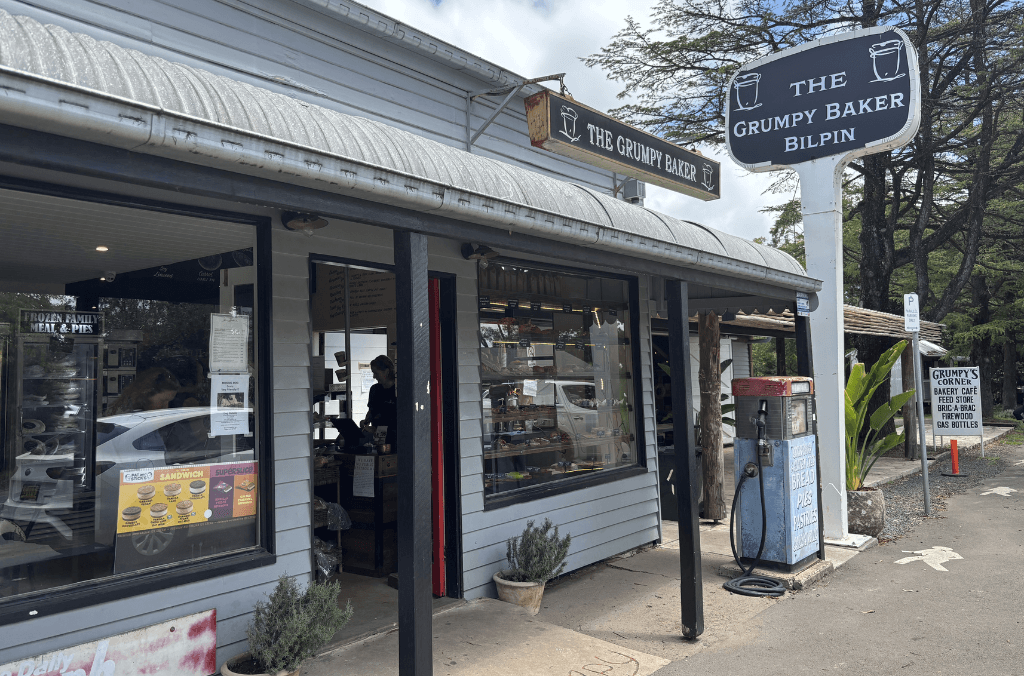 Grumpy Baker Bilpin is a nice stop on the way to Blue Mountains Botanic Garden Mount Tomah.
