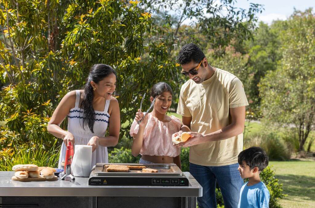 Banksia Garden has bbqs, tables and shelters in a cool tree filled gully.