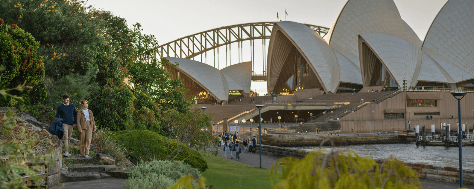 web-australian-rockery-couple-hero-1584x633.png