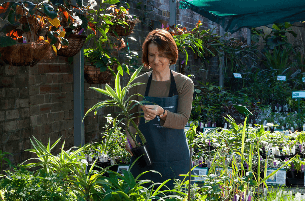 events-Growing-Friends-at-the-Royal Botanic-Garden-Web-thumbnail-496x372.png