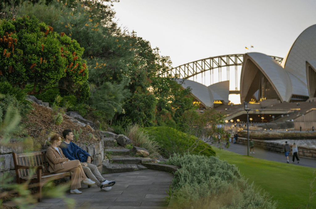 web-couple-at-australian-rockery-1024x676.png