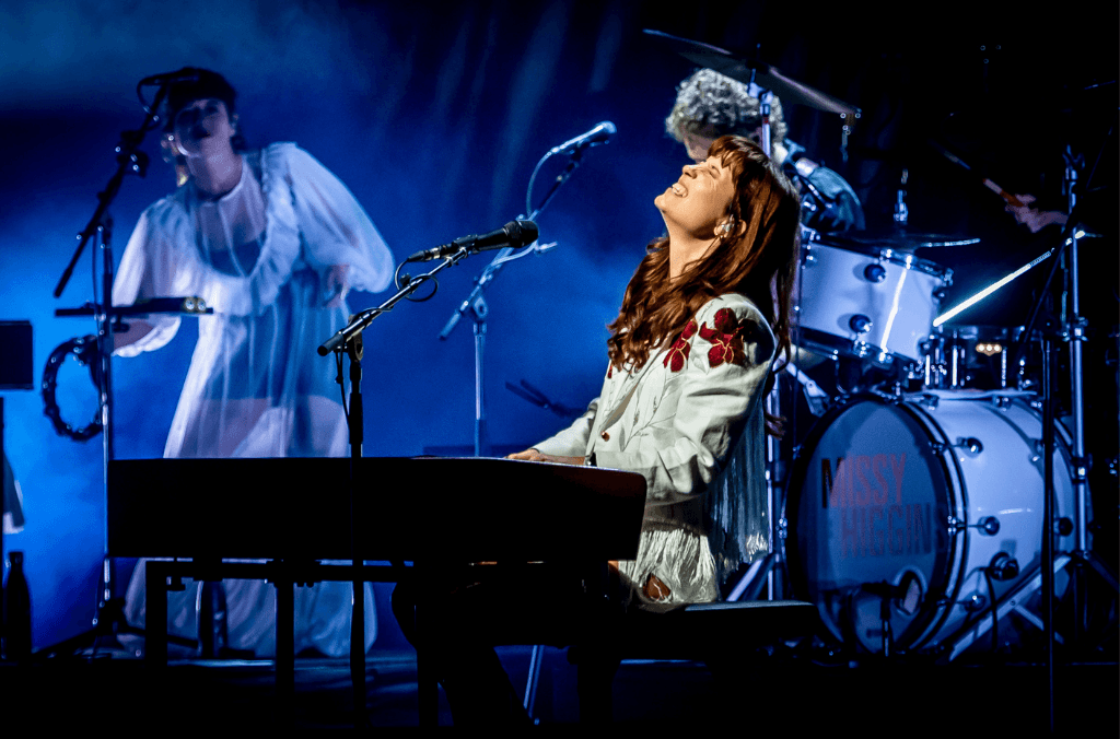 events-missyhiggins-singing-1024x676.png